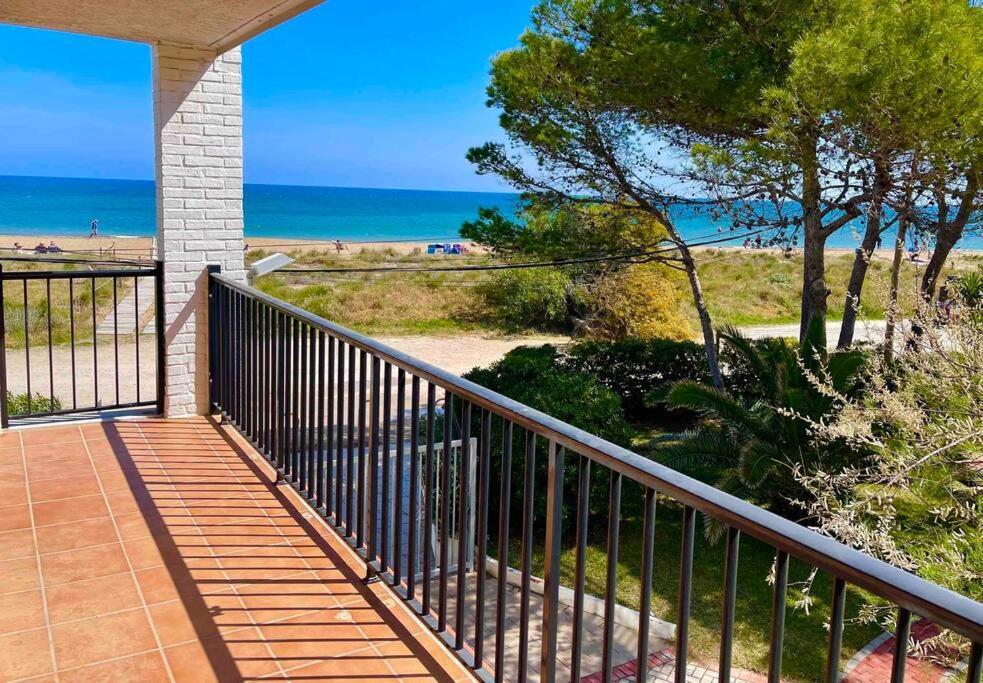 Apartamento En Primera Linea De Playa Dénia Exterior foto